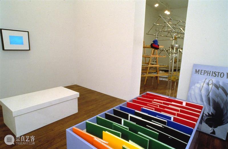 今日生日 | 杰森·罗德斯(Jason Rhoades) 杰森 罗德斯 Rhoades 生日 Jason 华纳坦吉尔吊灯 西班牙 马拉加 现代 艺术 崇真艺客