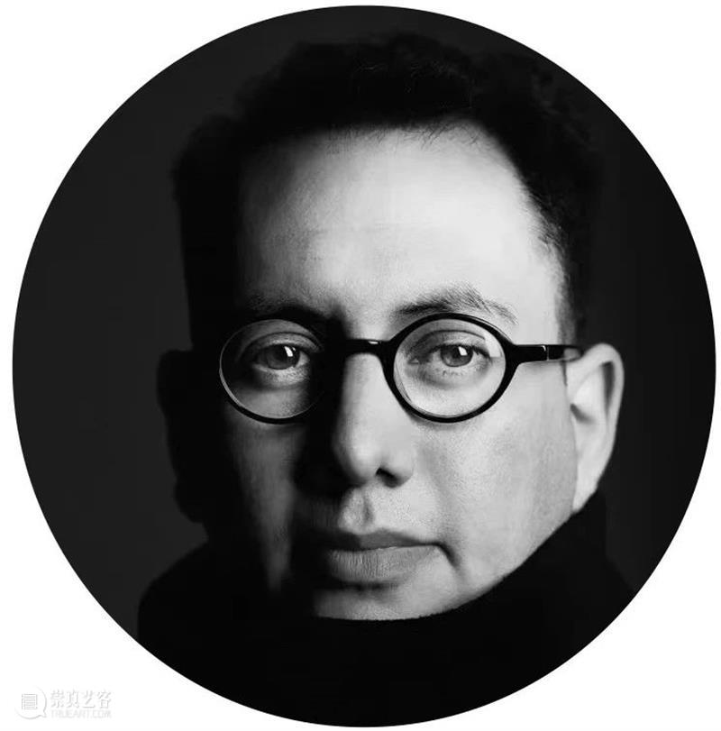 【IFA-艺术赏析】Refik Anadol | 用AI来捕捉梦境 视频资讯 戴馨瑀 艺术 Anadol IFA 梦境 日常生活 数据 感官 知识 土耳其 多媒体 崇真艺客