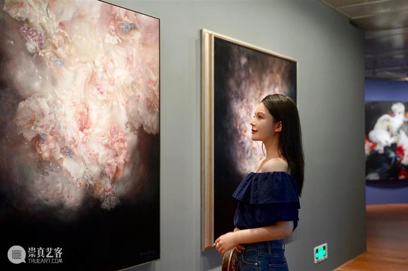 倒计时5天|藏着“最佳偷窥点位”的展览，你知道吗？ 点位 我的花园 钱纲 画展 魔都 观众 视线 超现实主义 艺术家 国内 崇真艺客