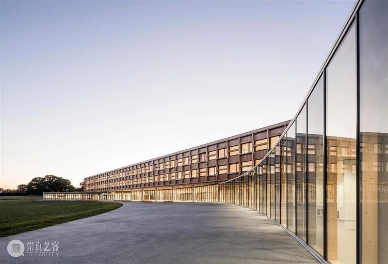 ‘木制’学院  / Dietrich | Untertrifaller + Colas Durand Dietrich BoeglyLamballe 学院 法国 布列塔尼 学生 建筑材料 木材 建筑 六面体 崇真艺客