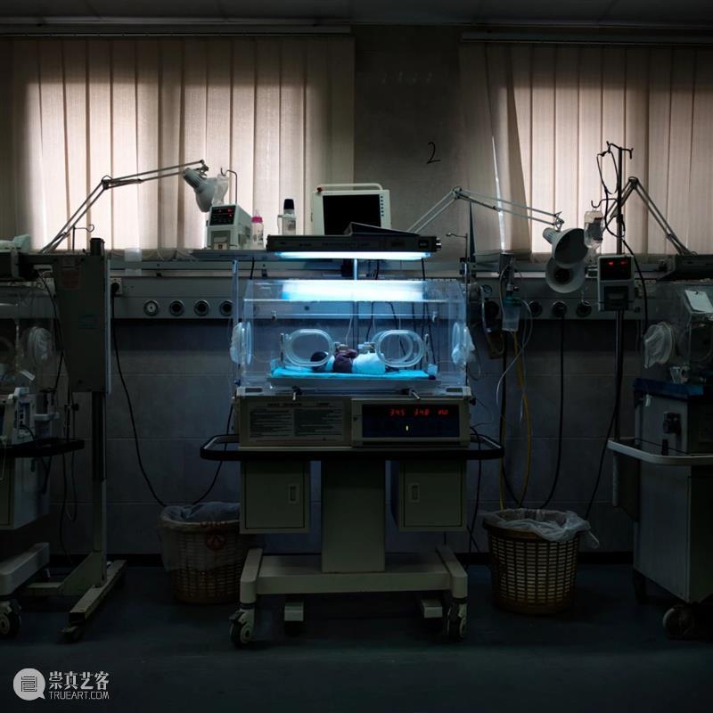 “一个拥抱”拿下年度最佳照片奖！2021 荷赛获奖名单  大督摄影VIP 荷赛 名单 照片 拥抱 新闻 爱好者们 赛事 世界新闻摄影基金会 年度 作品 崇真艺客