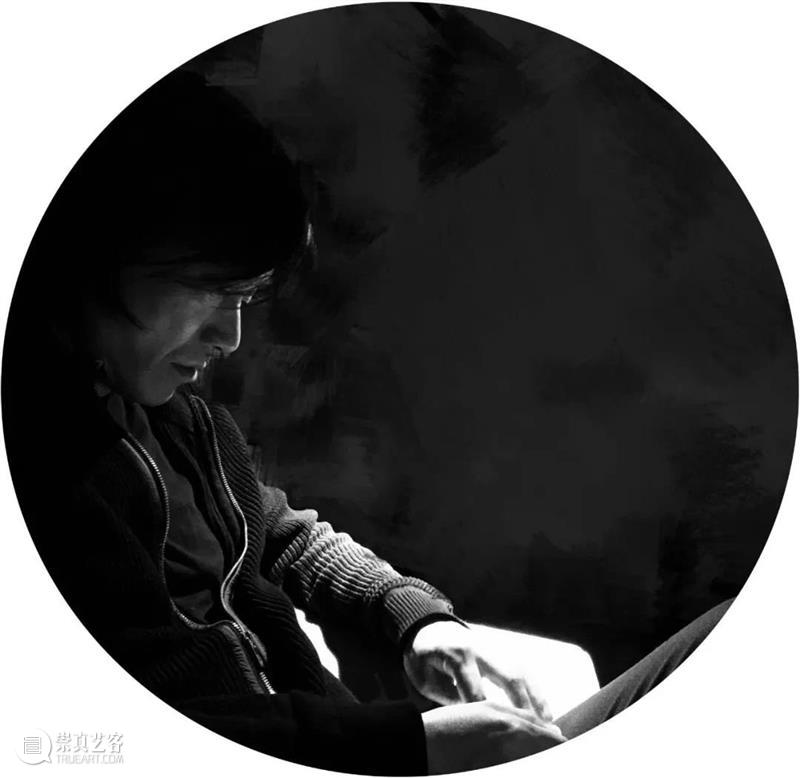 【诗歌来到美术馆No.75】凌越∣诗人最本质的道德就是写出好东西 上海民生美术馆 诗歌 美术馆 凌越 诗人 本质 道德 好东西 交流会 凌越策划 王寅 崇真艺客