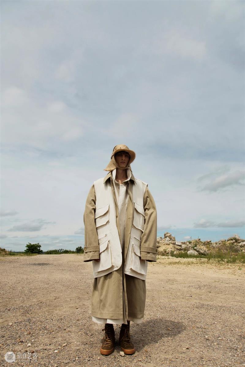 【IFA-时尚资讯】Hed Mayner | 无关性别的犹太剪裁服装 Hed Mayner 服装 犹太 IFA 资讯 性别 我希望 思路 个人 崇真艺客