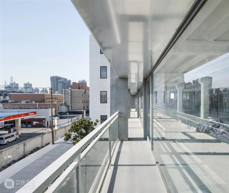 结构外露，上海富丽服装厂改造 / 亘建筑事务所 建筑 结构 事务所 上海富丽服装厂 侯博文 项目 上海 杨浦区 凤城路 现场 崇真艺客