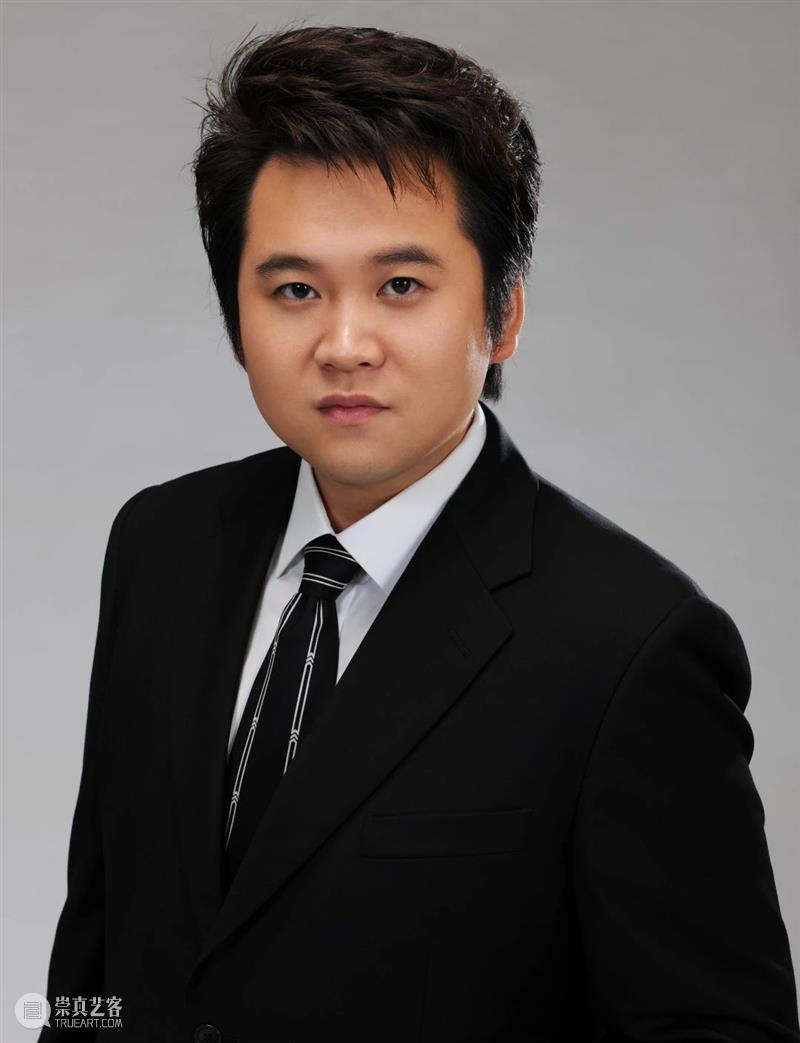 纽约时代广场公益广告聚焦中国音乐家,上海歌剧院院长许忠为歌剧“代言” 崇真艺客