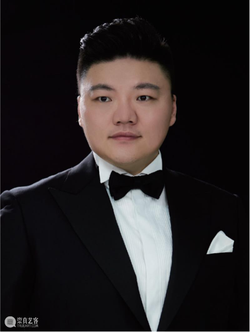 纽约时代广场公益广告聚焦中国音乐家,上海歌剧院院长许忠为歌剧“代言” 崇真艺客