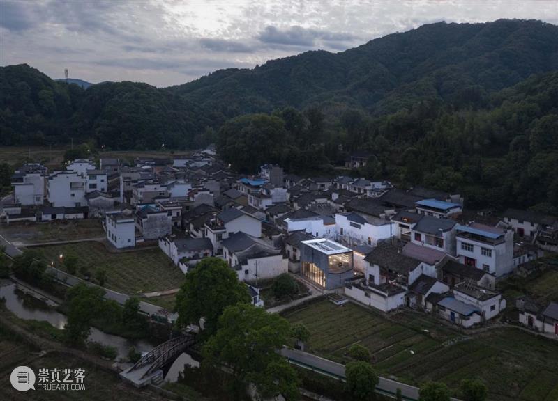桥廊：上海三联书店·黄山桃源店 / 来建筑设计工作室 工作室 桥廊 上海三联书店 黄山 桃源 赵奕龙 引子 村子 书店 乡村 崇真艺客