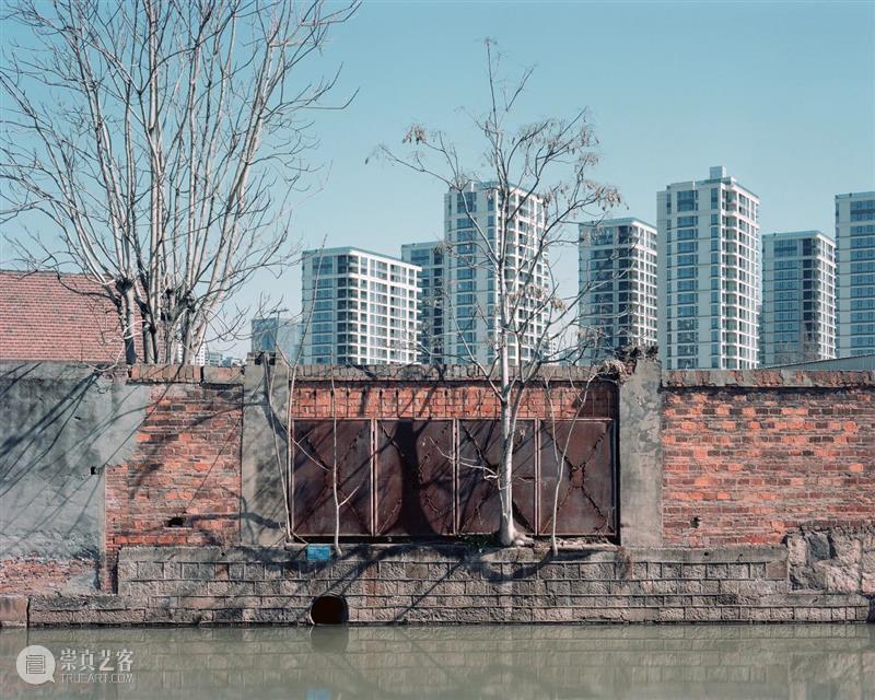 螺旋|王海江:我用4×5大画幅相机拍摄下这些支流以及周边嬗变的场景。 支流 场景 画幅 相机 周边 王海江 螺旋 生活 城市 积水潭 崇真艺客