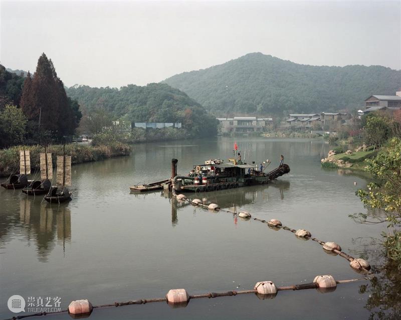 螺旋|王海江:我用4×5大画幅相机拍摄下这些支流以及周边嬗变的场景。 支流 场景 画幅 相机 周边 王海江 螺旋 生活 城市 积水潭 崇真艺客