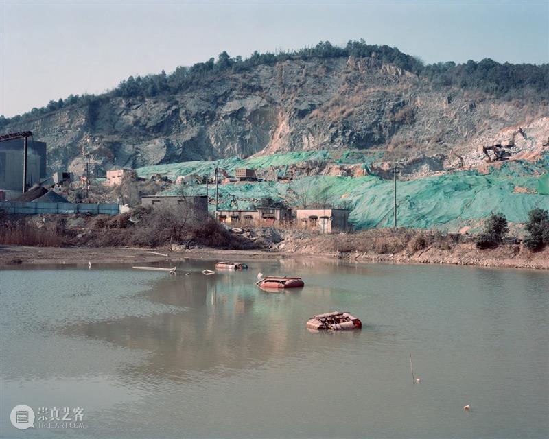 螺旋|王海江:我用4×5大画幅相机拍摄下这些支流以及周边嬗变的场景。 支流 场景 画幅 相机 周边 王海江 螺旋 生活 城市 积水潭 崇真艺客