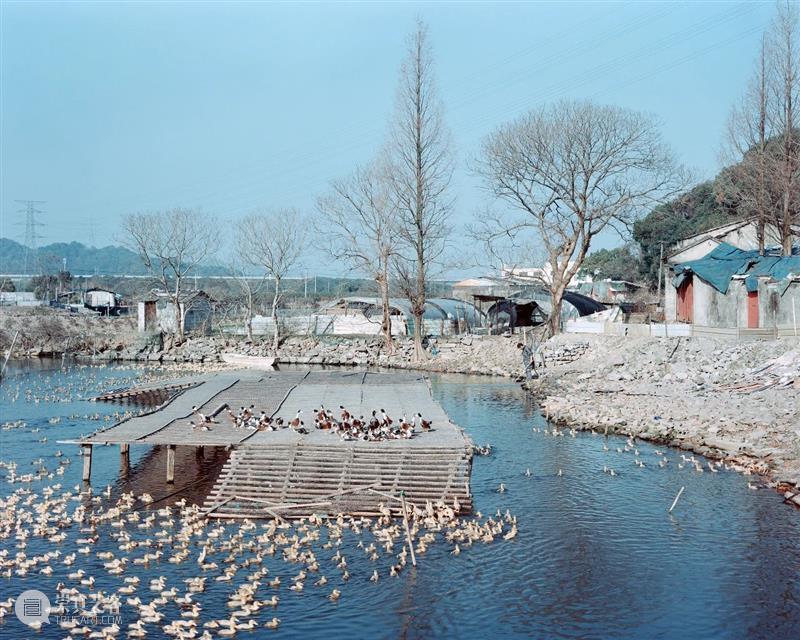 螺旋|王海江:我用4×5大画幅相机拍摄下这些支流以及周边嬗变的场景。 支流 场景 画幅 相机 周边 王海江 螺旋 生活 城市 积水潭 崇真艺客