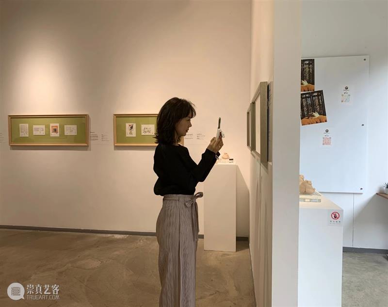 《迷迷呼呼爱艺术——程木林漫画及雕塑作品展》亮相于深圳桥舍画廊 迷迷呼呼爱艺术 程木林 漫画 雕塑 作品 深圳 桥舍画廊 3∶00 爱从 欢心桥 崇真艺客