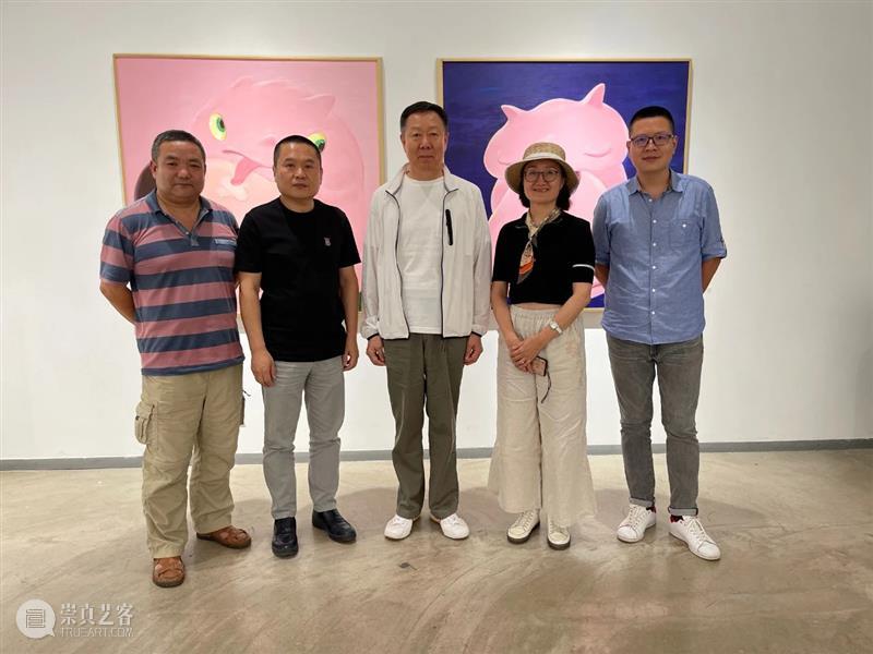 《迷迷呼呼爱艺术——程木林漫画及雕塑作品展》亮相于深圳桥舍画廊 迷迷呼呼爱艺术 程木林 漫画 雕塑 作品 深圳 桥舍画廊 3∶00 爱从 欢心桥 崇真艺客