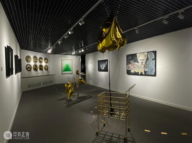 黄蓝 | 生活中真正波涛汹涌的事是不被看见的 ARTIST INTERVIEW | HUANG LAN 黄蓝 LAN 生活 INTERVIEW 作品 人鱼计划 系列 购物车 圣水 芳草地 崇真艺客