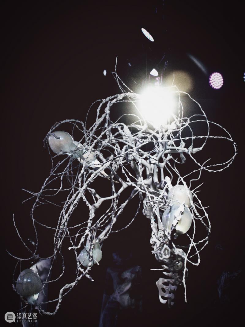 分享丨2021上海戏剧学院艺术季艺术造型展演 上海戏剧学院 艺术季 艺术 造型 上方 中国舞台美术学会 右上 星标 本文 上海 崇真艺客