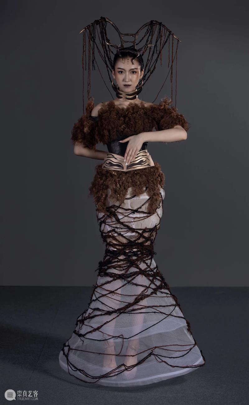 分享丨2021上海戏剧学院艺术季艺术造型展演 上海戏剧学院 艺术季 艺术 造型 上方 中国舞台美术学会 右上 星标 本文 上海 崇真艺客