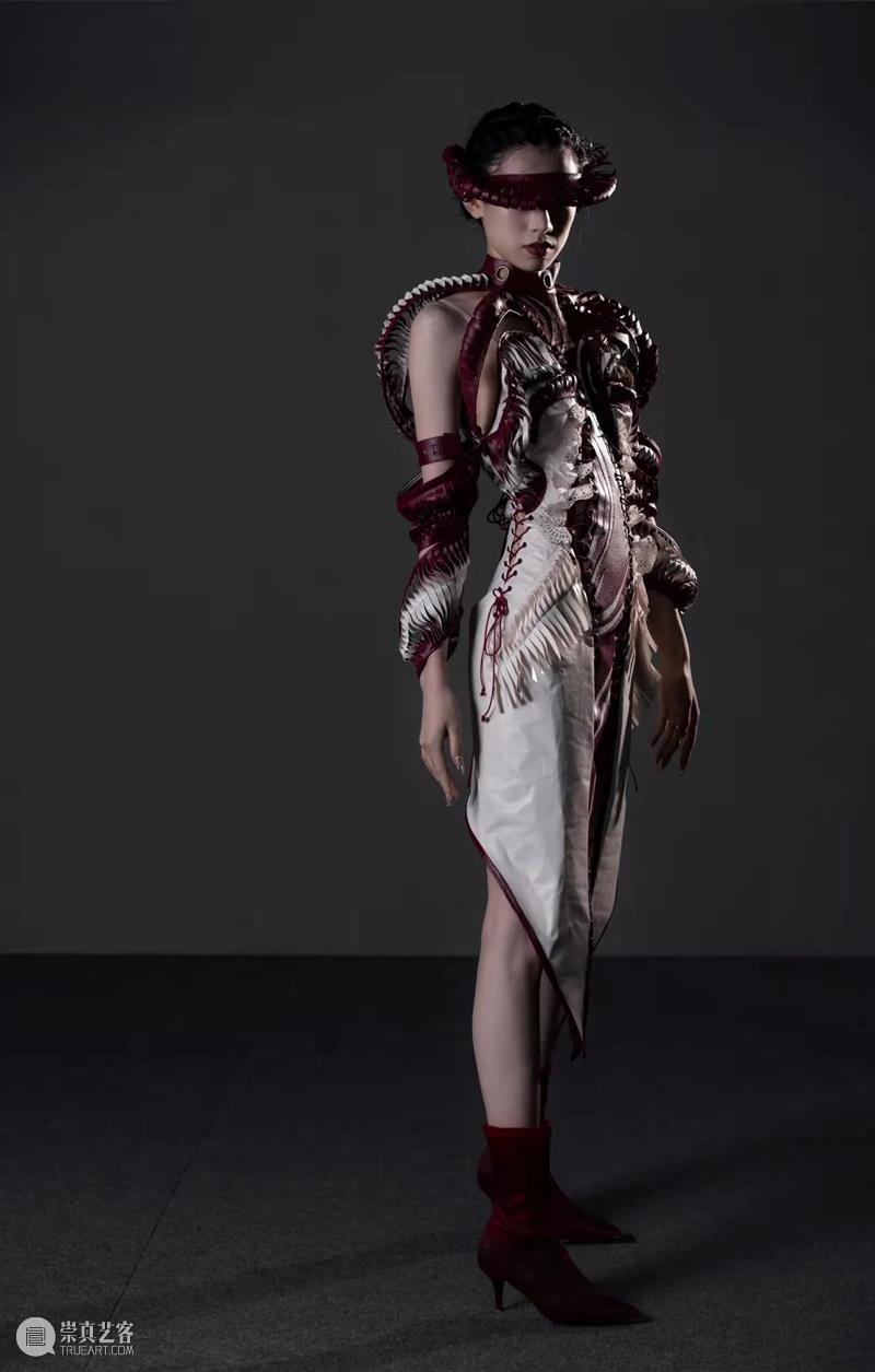 分享丨2021上海戏剧学院艺术季艺术造型展演 上海戏剧学院 艺术季 艺术 造型 上方 中国舞台美术学会 右上 星标 本文 上海 崇真艺客