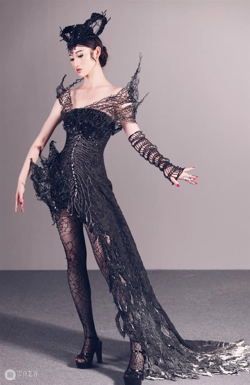 分享丨2021上海戏剧学院艺术季艺术造型展演 上海戏剧学院 艺术季 艺术 造型 上方 中国舞台美术学会 右上 星标 本文 上海 崇真艺客