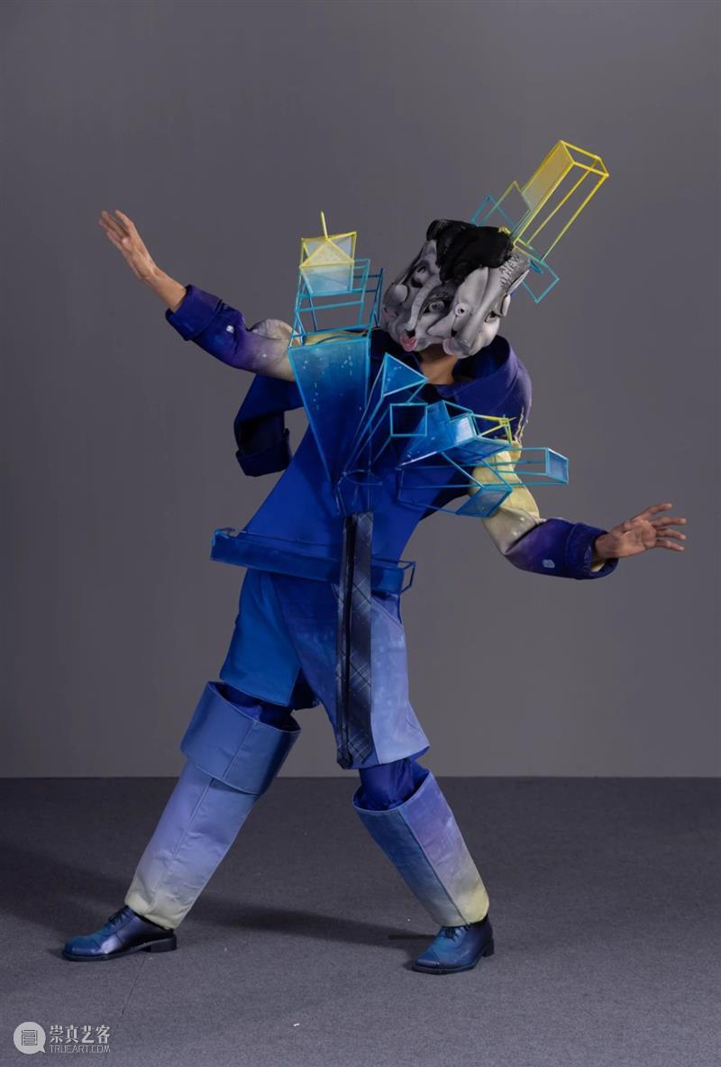 分享丨2021上海戏剧学院艺术季艺术造型展演 上海戏剧学院 艺术季 艺术 造型 上方 中国舞台美术学会 右上 星标 本文 上海 崇真艺客