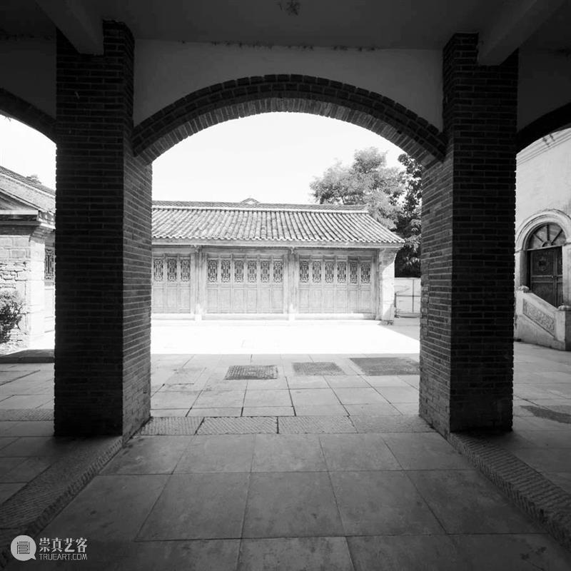 2021多彩贵州·第十四届中国原生态国际摄影大展《记录》青岩古镇 /赵大督 贵州 中国 原生态 国际 大展 青岩古镇 记录 赵大督 中共 贵州省委宣传部 崇真艺客