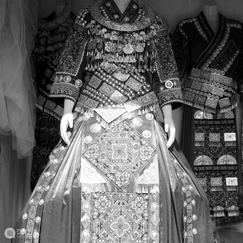 2021多彩贵州·第十四届中国原生态国际摄影大展《记录》青岩古镇 /赵大督 贵州 中国 原生态 国际 大展 青岩古镇 记录 赵大督 中共 贵州省委宣传部 崇真艺客