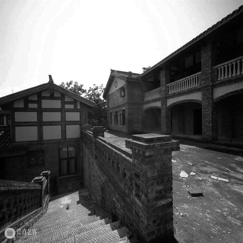 2021多彩贵州·第十四届中国原生态国际摄影大展《记录》青岩古镇 /赵大督 贵州 中国 原生态 国际 大展 青岩古镇 记录 赵大督 中共 贵州省委宣传部 崇真艺客