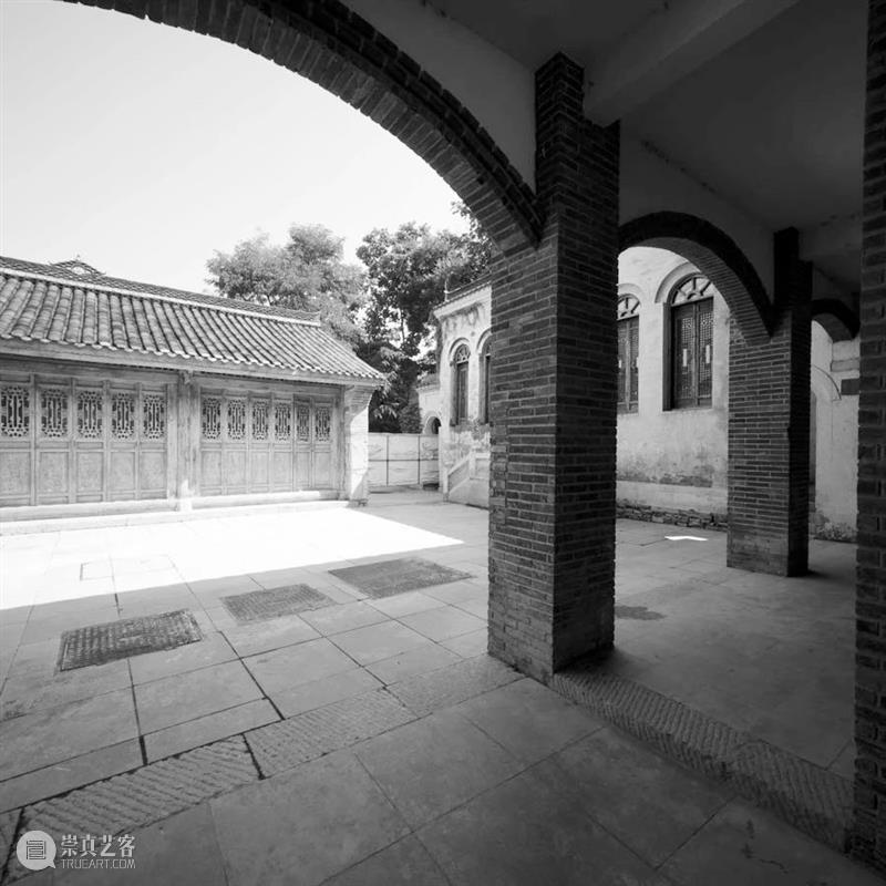 2021多彩贵州·第十四届中国原生态国际摄影大展《记录》青岩古镇 /赵大督 贵州 中国 原生态 国际 大展 青岩古镇 记录 赵大督 中共 贵州省委宣传部 崇真艺客