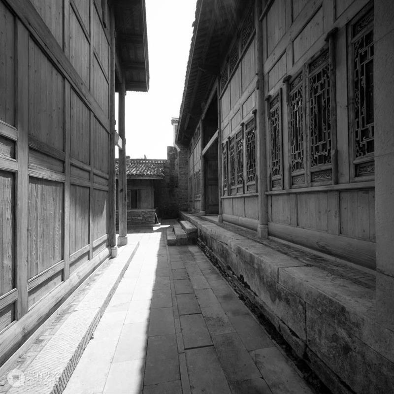 2021多彩贵州·第十四届中国原生态国际摄影大展《记录》青岩古镇 /赵大督 贵州 中国 原生态 国际 大展 青岩古镇 记录 赵大督 中共 贵州省委宣传部 崇真艺客
