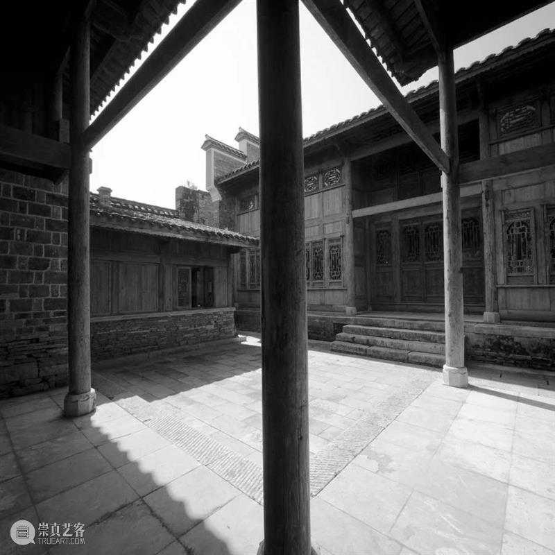 2021多彩贵州·第十四届中国原生态国际摄影大展《记录》青岩古镇 /赵大督 贵州 中国 原生态 国际 大展 青岩古镇 记录 赵大督 中共 贵州省委宣传部 崇真艺客