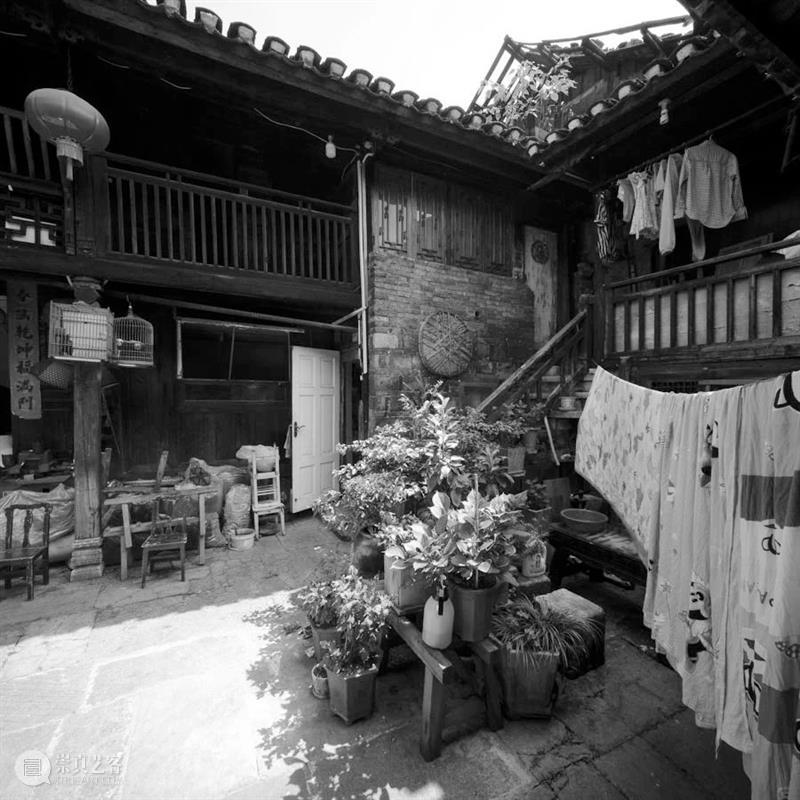 2021多彩贵州·第十四届中国原生态国际摄影大展《记录》青岩古镇 /赵大督 贵州 中国 原生态 国际 大展 青岩古镇 记录 赵大督 中共 贵州省委宣传部 崇真艺客