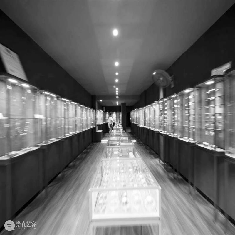 2021多彩贵州·第十四届中国原生态国际摄影大展《记录》青岩古镇 /赵大督 贵州 中国 原生态 国际 大展 青岩古镇 记录 赵大督 中共 贵州省委宣传部 崇真艺客