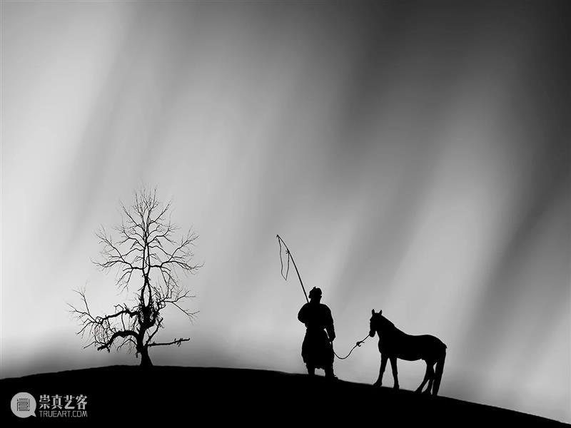 赵云 · 2021大理 ·《天马西极》 天马西极 赵云 大理 神交梦回 云奔腾 骏马 云雾 高山 日月 现实 崇真艺客