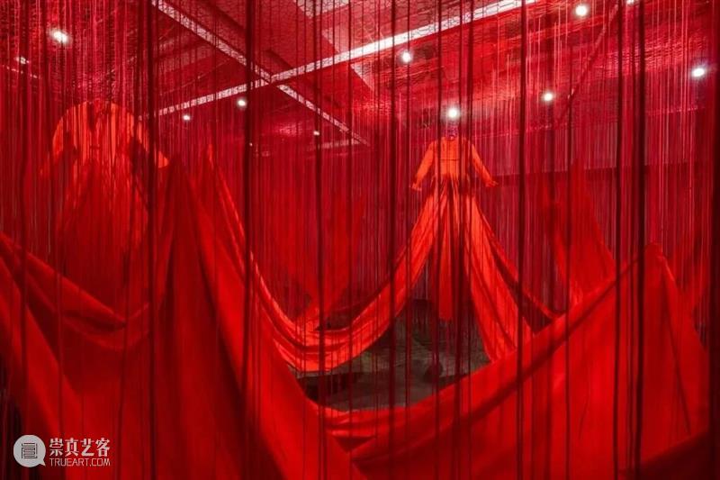 【IFA-艺术赏析】Chiharu Shiota | 时间和空间的编织者 Shiota 艺术 时间 空间 IFA 编织者 盐田千春 大阪 柏林 京都精华大学 崇真艺客
