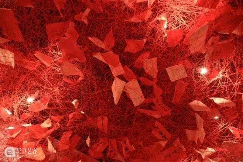 【IFA-艺术赏析】Chiharu Shiota | 时间和空间的编织者 Shiota 艺术 时间 空间 IFA 编织者 盐田千春 大阪 柏林 京都精华大学 崇真艺客