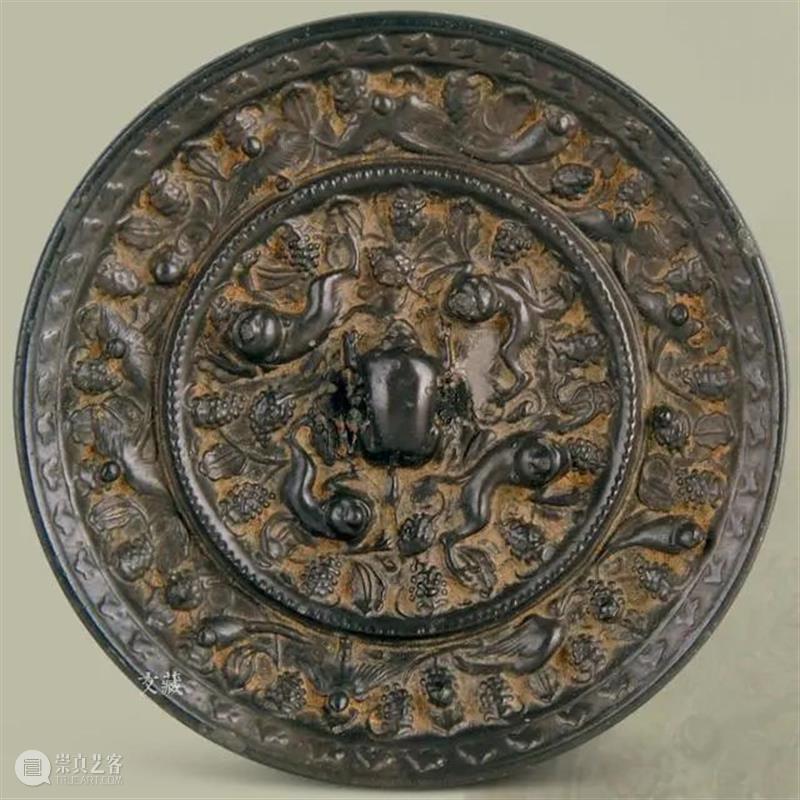 博物馆的古代铜镜，为何都是以背面示人？ 博物馆 古代 背面 铜镜 上方 青铜器 账号 木雕 文化 知识 崇真艺客