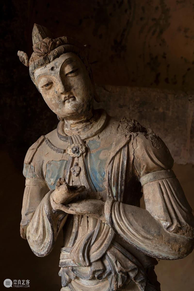 麦积山第43窟：故人已去，独留空冢 视频资讯 侯楠山 麦积山 故人 空冢 麦积山特窟 麦积山石窟东 下部 外观 结构 建筑 四柱 崇真艺客