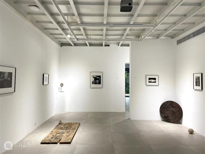 展览 | 细江剧场：“重要的是自己的方式，抛弃一切既成观念，即使不是摄影也不在乎。” 方式 观念 剧场 细江英公 蔷薇刑 木格堂 细江英公写真展 作品 实验性 成名作 崇真艺客