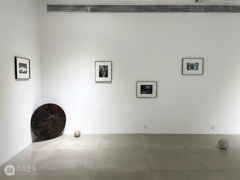 展览 | 细江剧场：“重要的是自己的方式，抛弃一切既成观念，即使不是摄影也不在乎。” 方式 观念 剧场 细江英公 蔷薇刑 木格堂 细江英公写真展 作品 实验性 成名作 崇真艺客