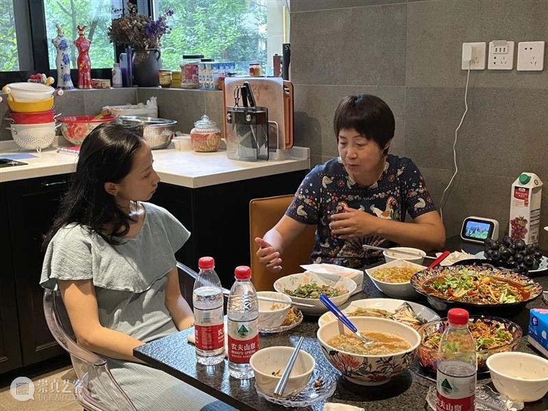 A4驻留 | 活动预告：工作室开放日来了，8月宜你来做客 工作室 开放日 成都 艺术家们 艺术创作 当地 灵感 麓湖 A4美术馆 社区 崇真艺客