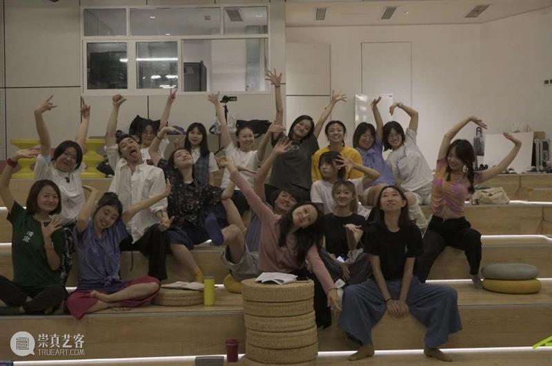 A4驻留 | 活动预告：工作室开放日来了，8月宜你来做客 工作室 开放日 成都 艺术家们 艺术创作 当地 灵感 麓湖 A4美术馆 社区 崇真艺客