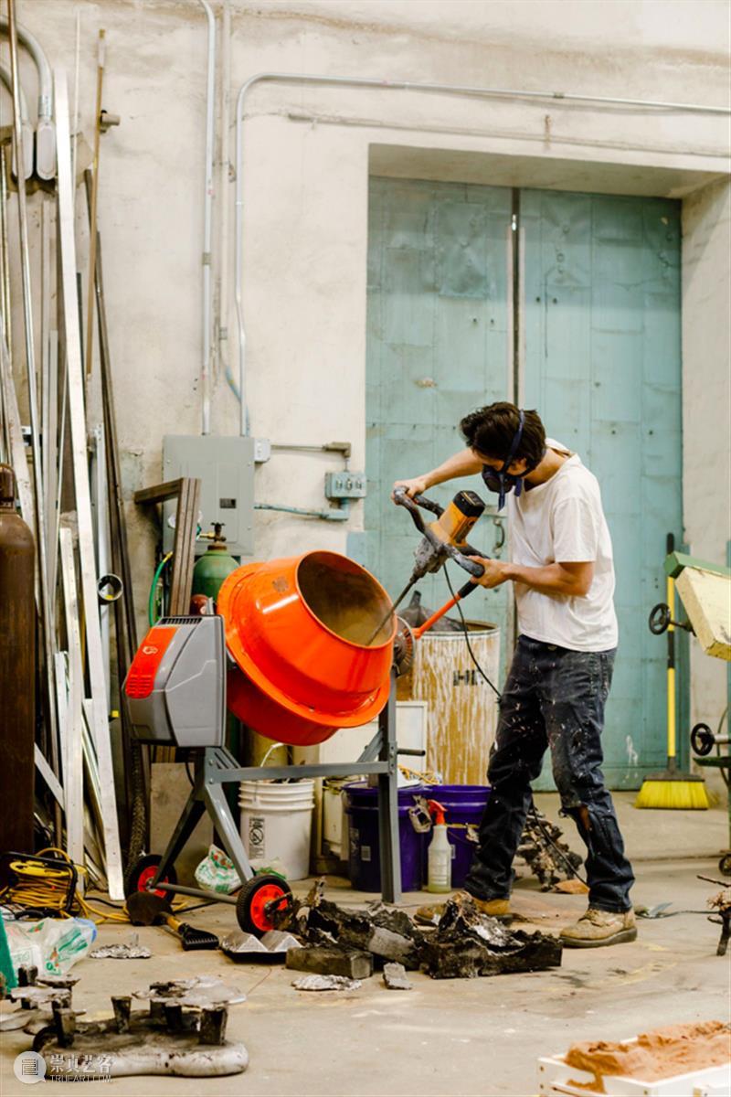 三渊SHARE | 颠覆家具设计的雕塑艺术：野趣、奇妙、独树一帜 雕塑 野趣 家具 艺术 三渊SHARE LIFE and ART here 椅子 崇真艺客