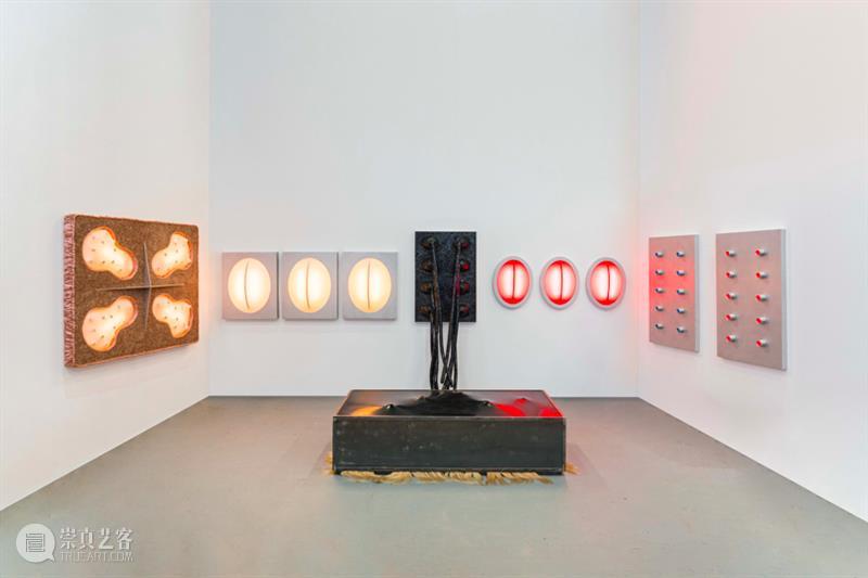 三渊SHARE | 颠覆家具设计的雕塑艺术：野趣、奇妙、独树一帜 雕塑 野趣 家具 艺术 三渊SHARE LIFE and ART here 椅子 崇真艺客