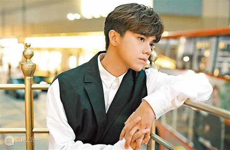 借50万出专辑,抑郁症缠身,一首歌爆红之后,他的作品只为一个男人 视频资讯 文艺 崇真艺客