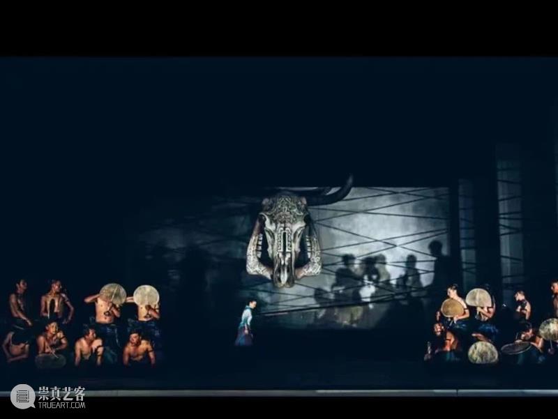 从《隐秘的角落》作曲到演唱会级舞美设计，他们只为邀你探寻时间背后的秘密 时间 隐秘的角落 演唱会级 舞美 背后 秘密 明星 舞者 实力 班底 崇真艺客