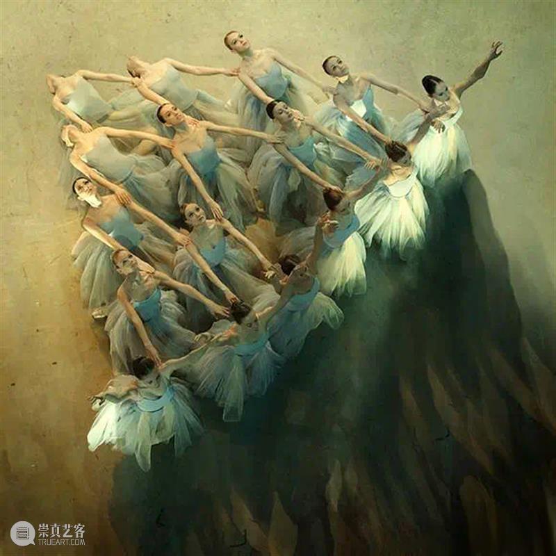 摄影 | 摄影的丰富细节与绘画的狂放线条相结合,一幅幅如画如影的印象芭蕾 细节 狂放 线条 印象 芭蕾 上方 中国舞台美术学会 右上 星标 本文 崇真艺客
