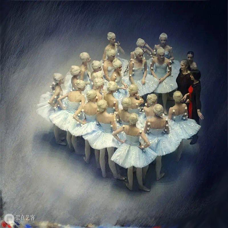 摄影 | 摄影的丰富细节与绘画的狂放线条相结合,一幅幅如画如影的印象芭蕾 细节 狂放 线条 印象 芭蕾 上方 中国舞台美术学会 右上 星标 本文 崇真艺客