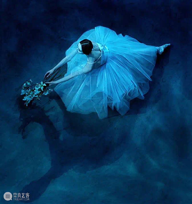 摄影 | 摄影的丰富细节与绘画的狂放线条相结合,一幅幅如画如影的印象芭蕾 细节 狂放 线条 印象 芭蕾 上方 中国舞台美术学会 右上 星标 本文 崇真艺客