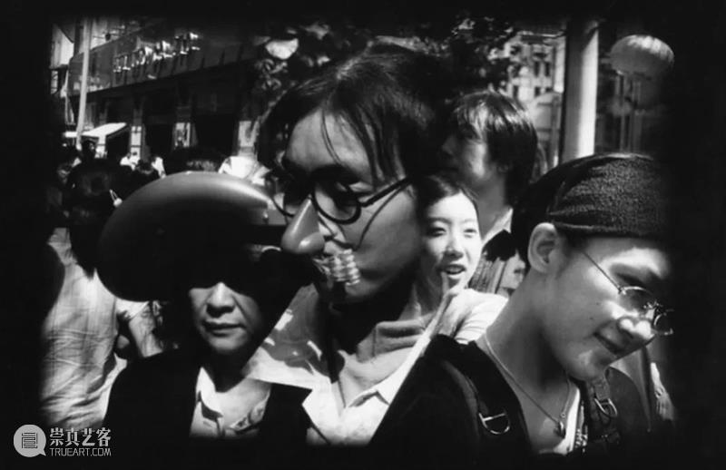 陆元敏：兴趣使然的都市摄影者 陆元敏 都市 兴趣 摄影者 上海 苏州河 照片 后来 系列 记忆 崇真艺客