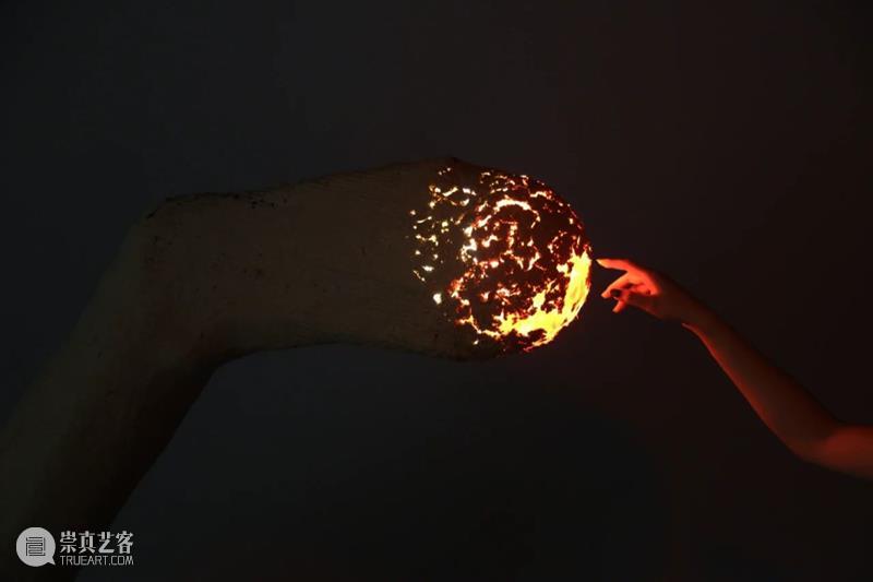 户尔北京｜「行为之物：日常的实践」正在展出 行为 户尔 北京 Objects the Everyday 艺术家 Artists纳迪娅 阿布特 Abt琼 崇真艺客