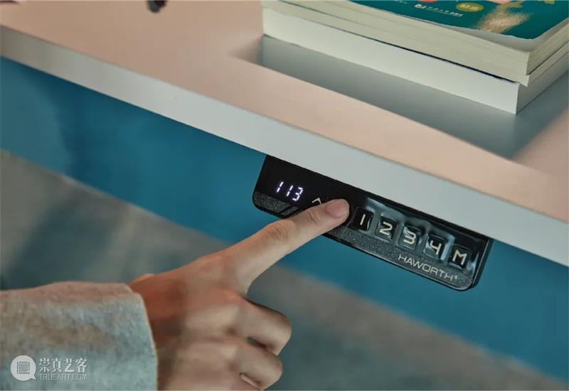 海沃氏青少年学习桌椅套装，助力学习与健康 青少年 海沃氏 桌椅 套装 系列 电视剧 社会 教育部 政策 市场 崇真艺客